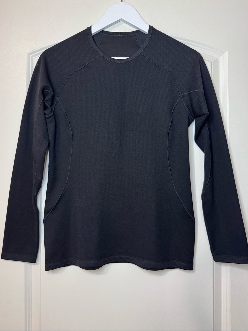 Patagonia Capilene 3 Midweight Shirt Women’s Small Black Long Sleeve Base Layer
